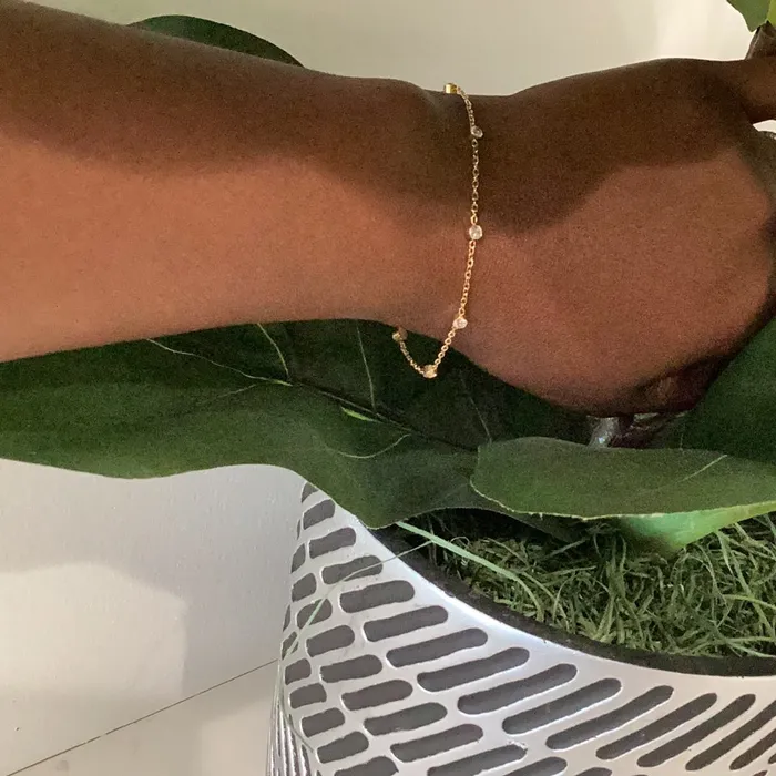 Bracelets Get Signatured Dazzling Halo CZ Bezel Bracelet