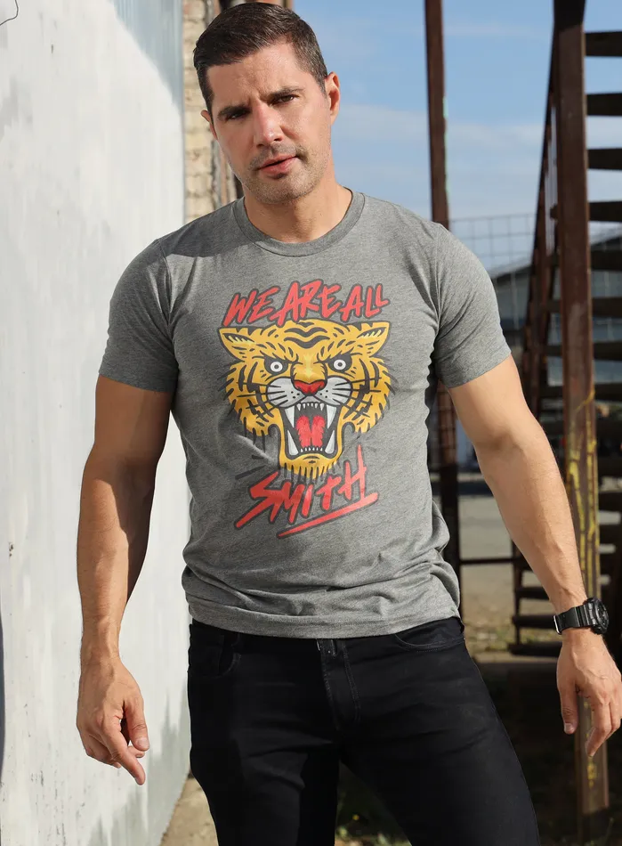 Earrings WE ARE ALL SMITH Mens Jewelry Clothing We Are All Smith Tiger Gray Short sleeve tshirt