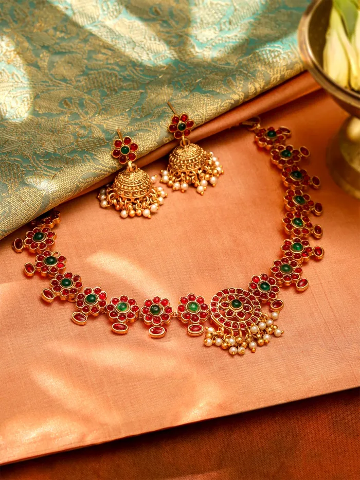 Earrings Yellow Chimes Gold Plated Temple Jewellery Set for Women Elegant Design Necklace Earrings 212 cm Gold