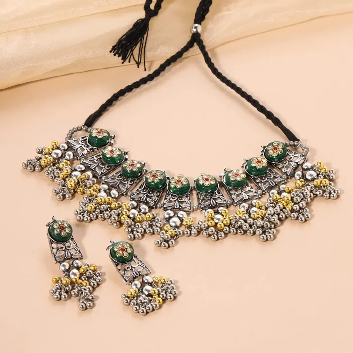 Yellow Chimes Jewellery Set for Women and Girls Kundan Necklace Set Gold Plated Green Beads Studded Kundan Choker Necklace Set Birthday Gift for girls and women Anniversary Gift for Wife Yellow Chimes Earrings