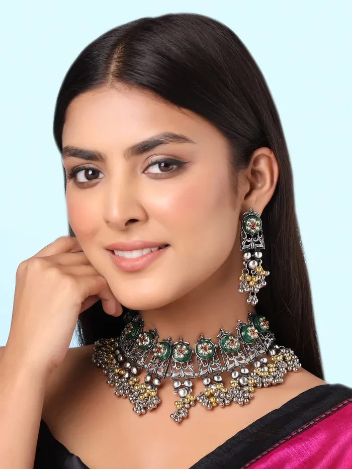 Yellow Chimes Jewellery Set for Women and Girls Kundan Necklace Set Gold Plated Green Beads Studded Kundan Choker Necklace Set Birthday Gift for girls and women Anniversary Gift for Wife Yellow Chimes Earrings