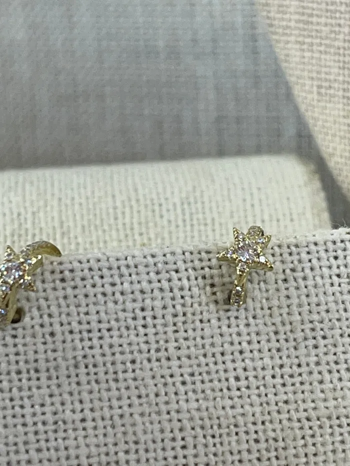 Earrings Zofia Day Petite Star Pave Diamond Huggies