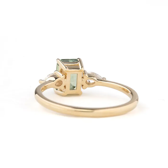 Envero Jewelry Rings Olivia Ring 120ct Light Green Montana Sapphire 14k Yellow Gold One of a kind Envero Jewelry Rings Olivia Ring 120ct Light Green Montana Sapphire 14k Yellow Gold One of a kind