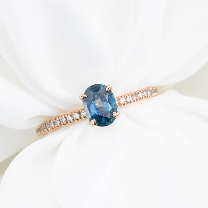 Maria Ring 09ct Blue Green Montana Sapphire 14K Rose Gold One of a kind Envero Jewelry Rings Maria Ring 09ct Blue Green Montana Sapphire 14K Rose Gold One of a kind Envero Jewelry Rings