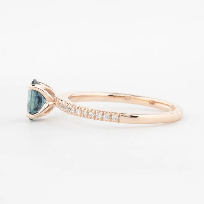 Maria Ring 09ct Blue Green Montana Sapphire 14K Rose Gold One of a kind Envero Jewelry Rings Maria Ring 09ct Blue Green Montana Sapphire 14K Rose Gold One of a kind Envero Jewelry Rings