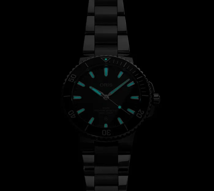 ORIS AQUIS DATE 01 733 7789 415407 8 23 04PEB ORIS Earrings