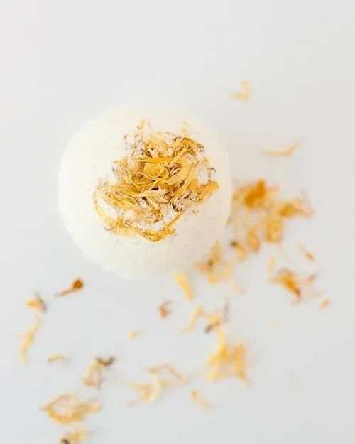 remedes richewels Earrings Nourish Bath Bomb
