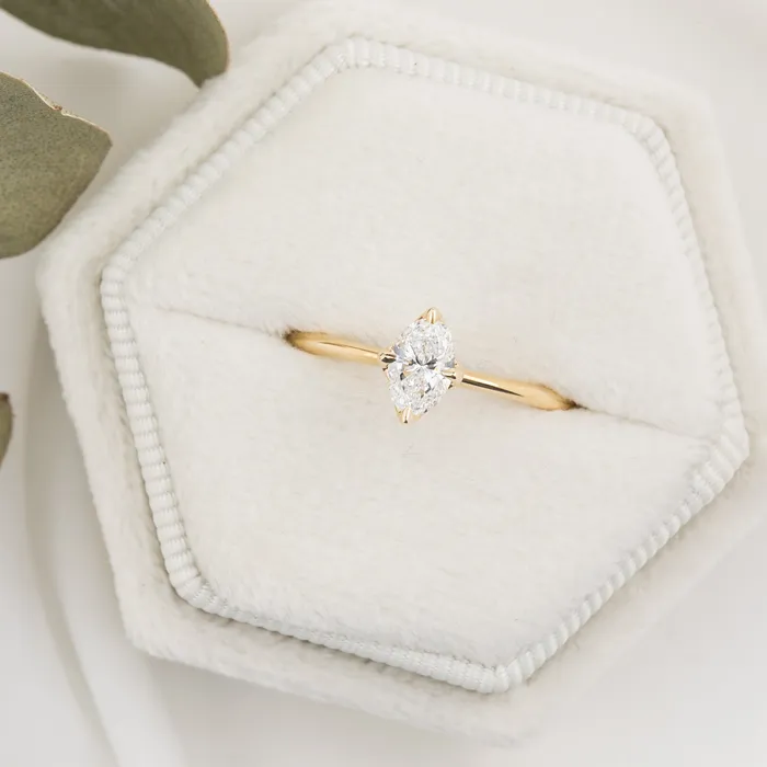 Rings Alice Ring Oval Brilliant Cut Diamond Envero Jewelry
