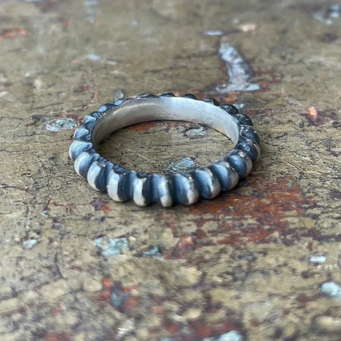 Rings Dahlia Kanner Medium Grid Ring