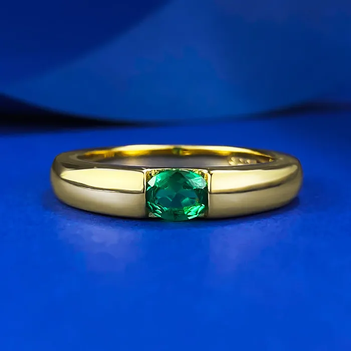 Rings shine of diamond Luxurious Green Oval Cut Sterling Silver Engagement Ring in Golden Tone Rings shine of diamond Luxurious Green Oval Cut Sterling Silver Engagement Ring in Golden Tone