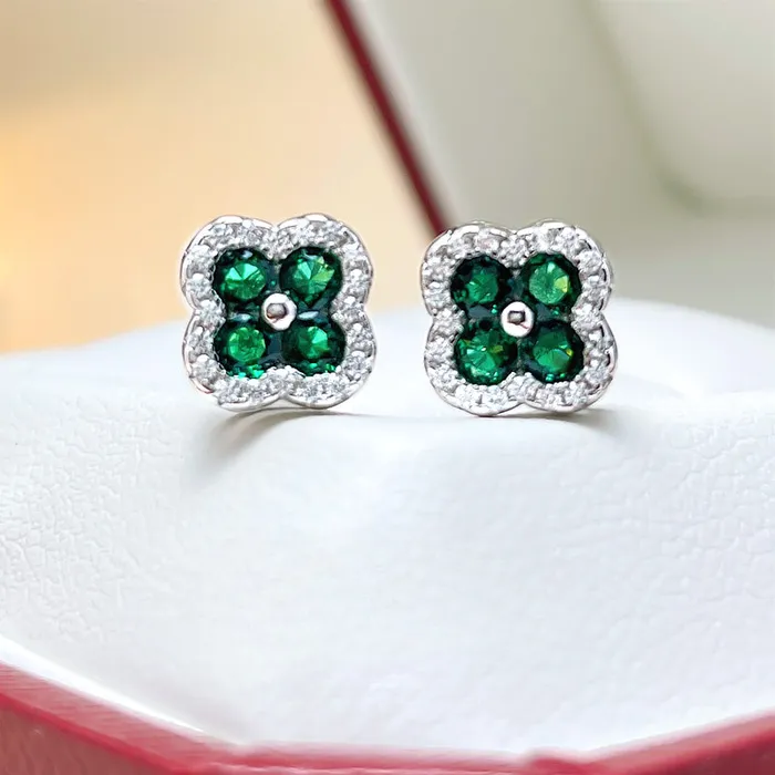 shine of diamond Earrings Clover Design Sapphire Stud Earrings in Sterling Silver shine of diamond Earrings Clover Design Sapphire Stud Earrings in Sterling Silver