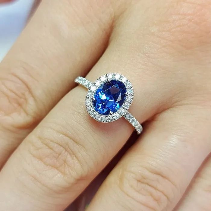 shine of diamond Vintage Blue Oval Cut Engagement Ring In Sterling Silver Rings