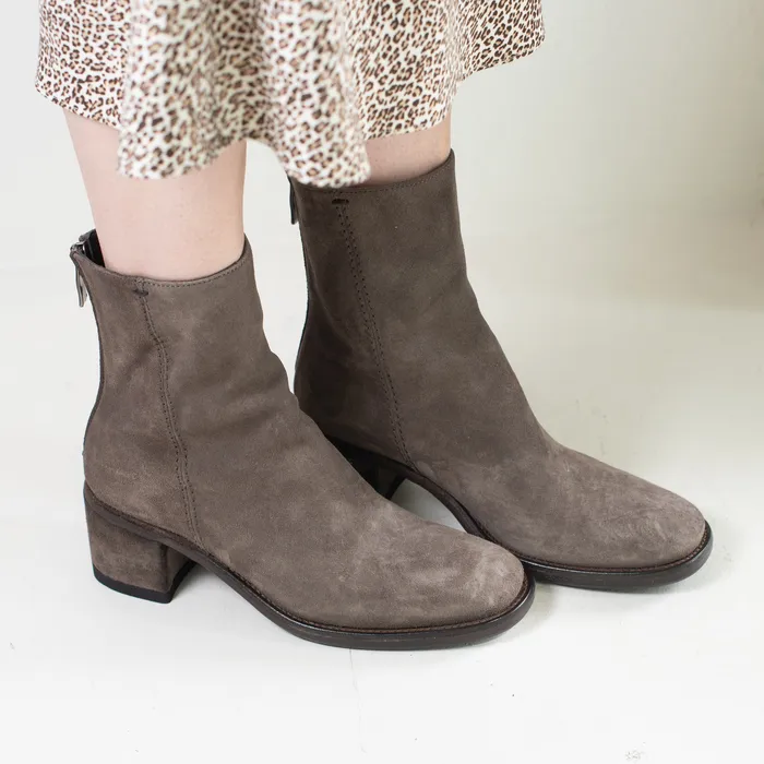 Alberto Fasciani Earrings Alberto Fasciani Mid Heel Boot TaupeGrey ON SALE