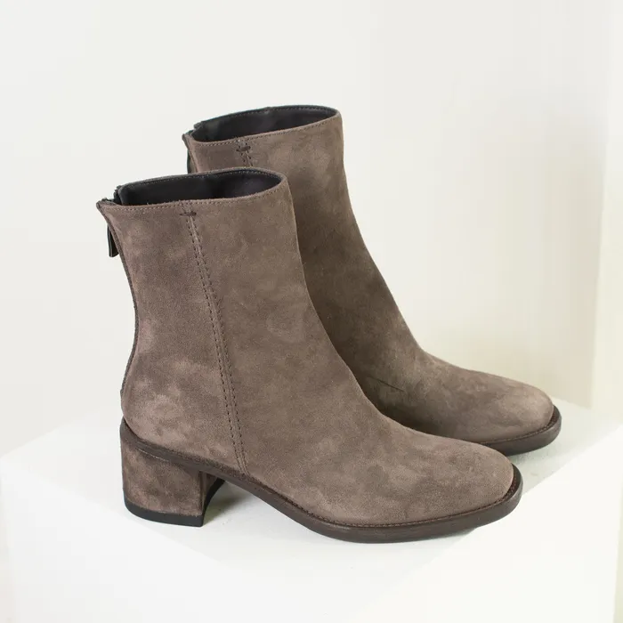 Alberto Fasciani Earrings Alberto Fasciani Mid Heel Boot TaupeGrey ON SALE