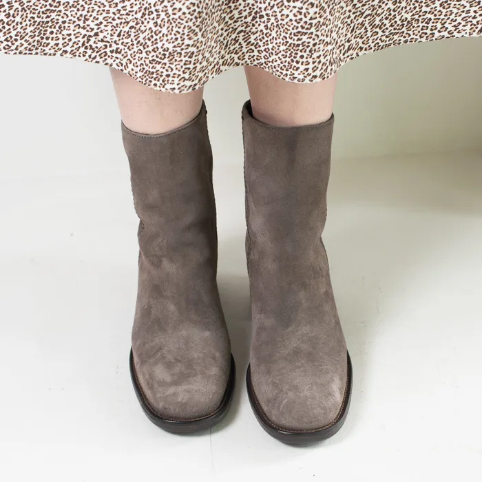 Alberto Fasciani Earrings Alberto Fasciani Mid Heel Boot TaupeGrey ON SALE