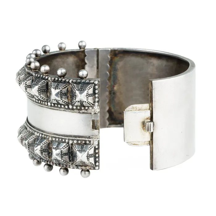 Bell Bird Antiques Bracelets Victorian Era Sterling Silver Bangle