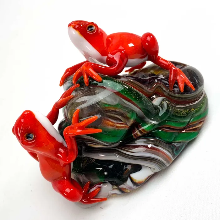 Earrings Frogs on the Rock Vianello Mauro