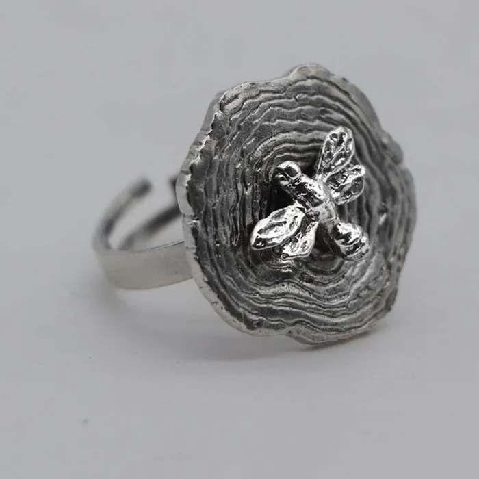 Earrings MARIA MARISCAL Melipona anillo jobon ajustable