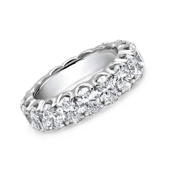Rings MEMOIRE Oval Cut Diamond Eternity Band 555tw